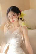 欧美日韩性糊口人片视频【Faouzia】中文歌首秀